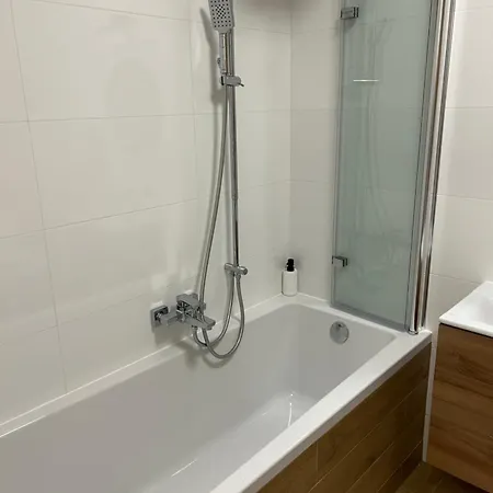 Apartment Nowy Golisza 6 *